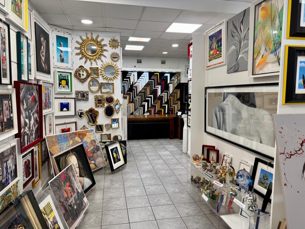 WhatsApp Image 2025-07-11 at 16.38.55 negozio